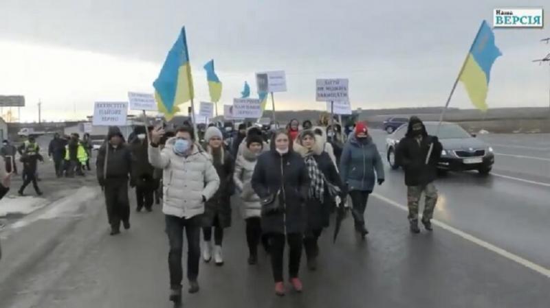 Протестна хода хліборобів прийшла до столиці (відео)